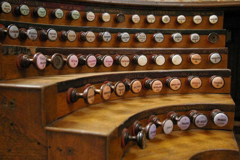 018 - Ancienne Console.JPG